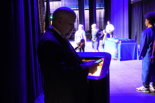 Grad Team wwwwire (1)