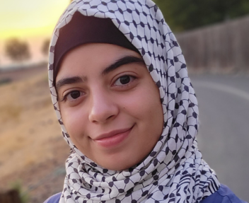 Faten found an online high school that supported her love of learning, allowed her to pursue her goals and supported her unique needs as a student.